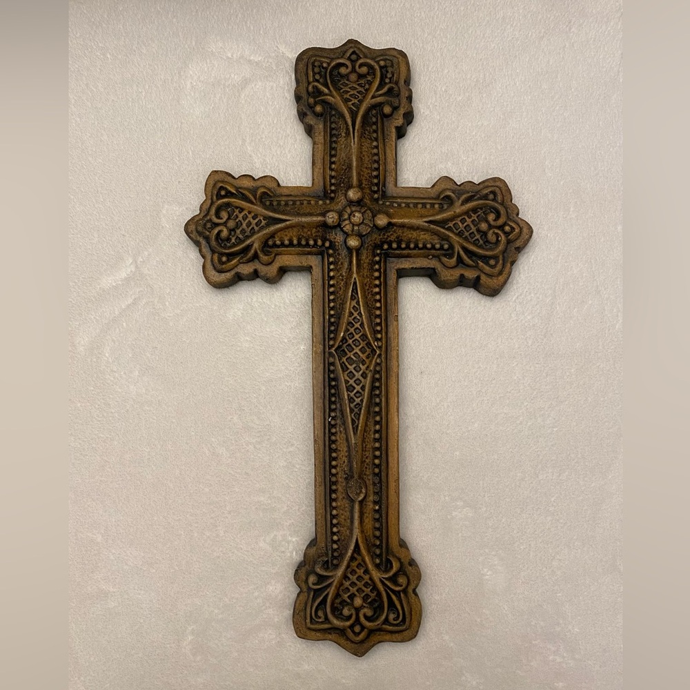 15” x 8.5” Wall Cross